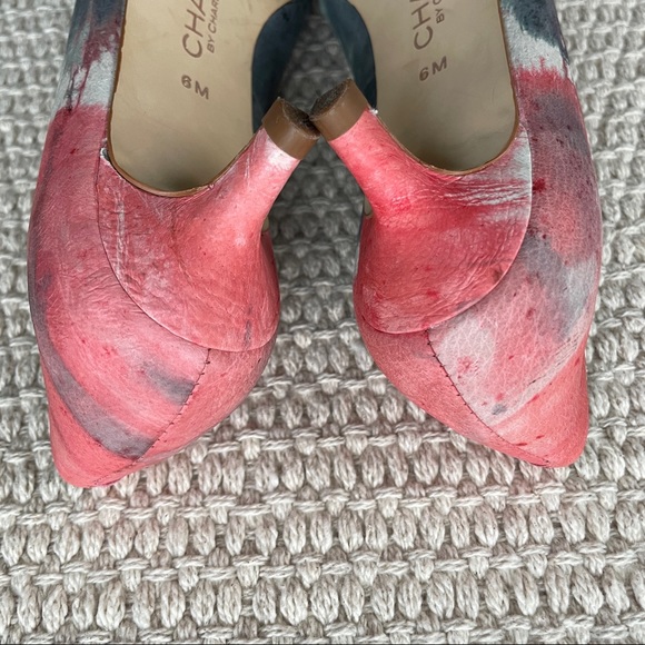 Charles David Kitten Pumps, Size 6 - Picture 9 of 11